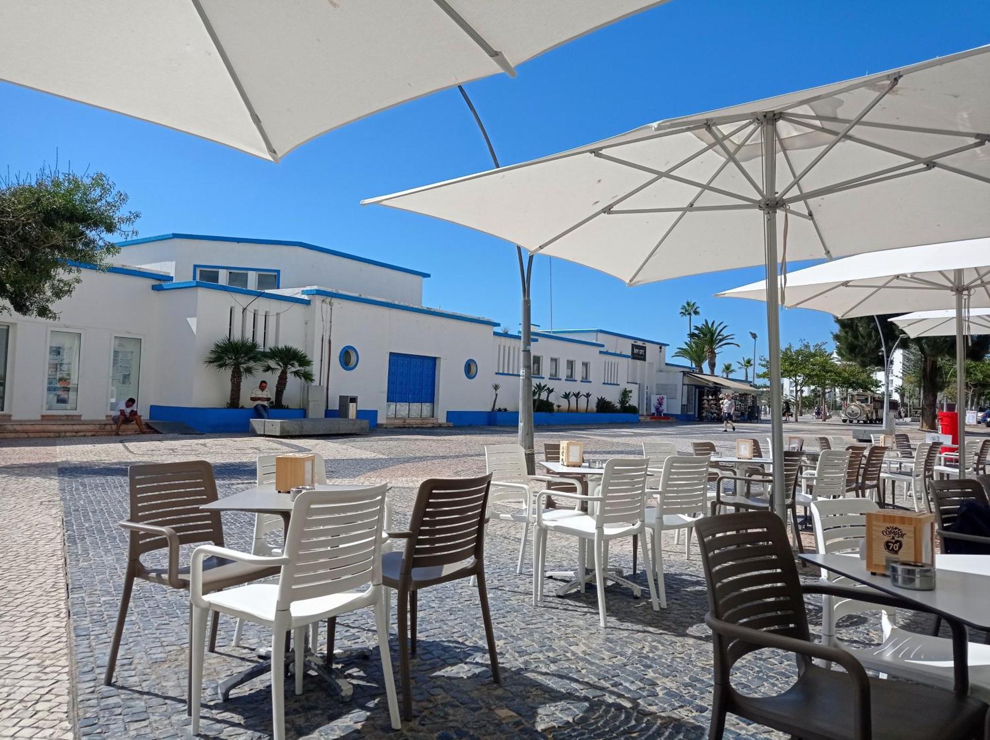 Casino Blu: 50M To Beach, In Town Center Armação de Pêra Extérieur photo